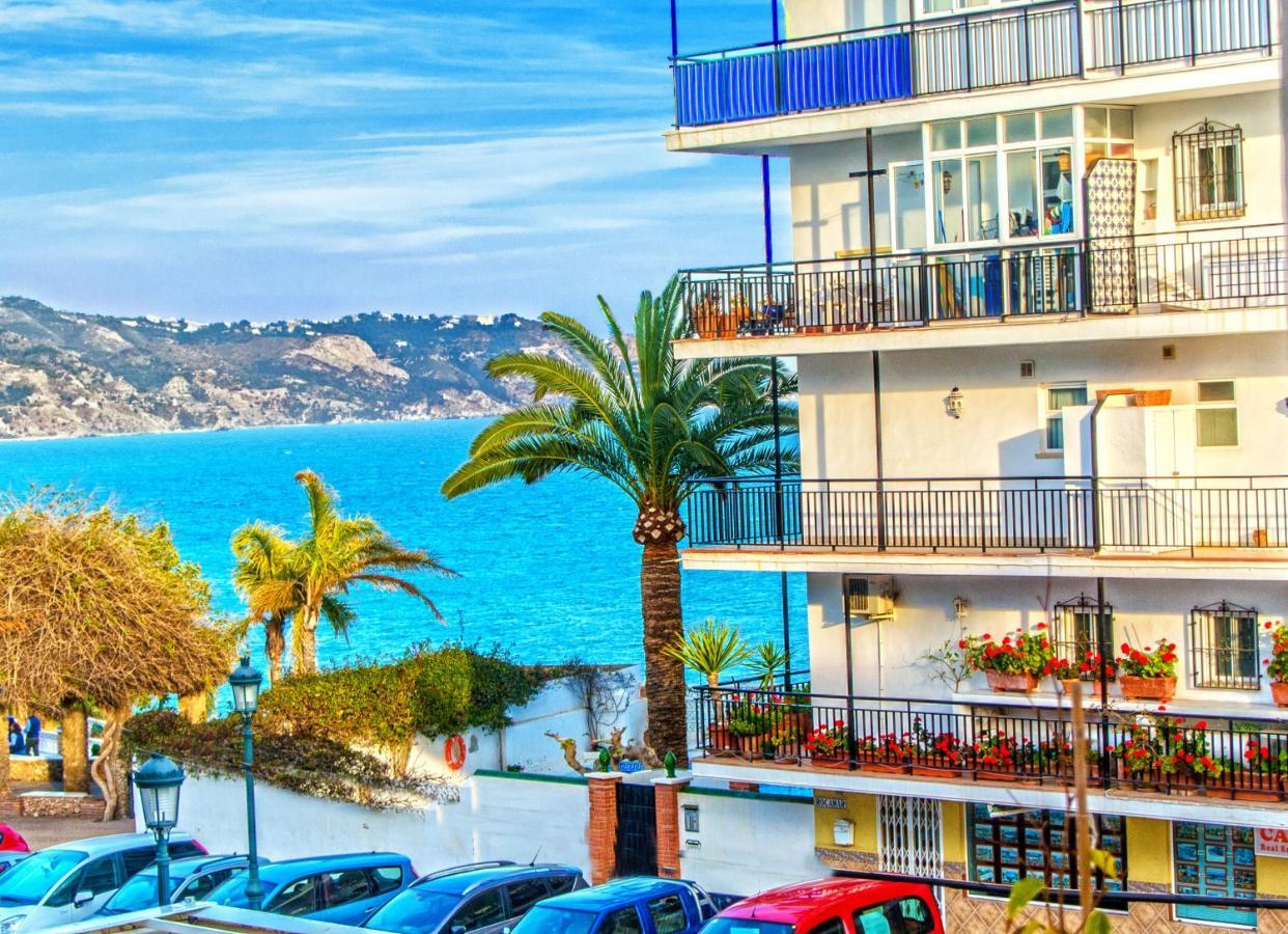 Nerja Center Apartment With Sea View Exterior photo